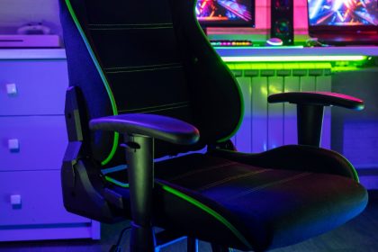 Jeu sur pc : les critères pour choisir un siège gamer alliant ergonomie, confort et style