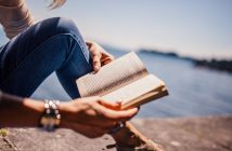 Les livres feel good : un bon moyen pour s'évader et se remonter le moral !